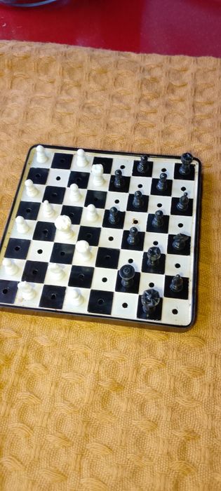 Дорожные шахматы советские.