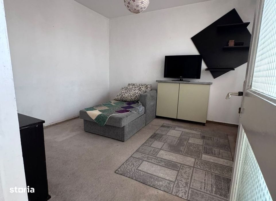 Apartament  2 camere Podu Ros , 50 metri, etaj 3 Cod:162997