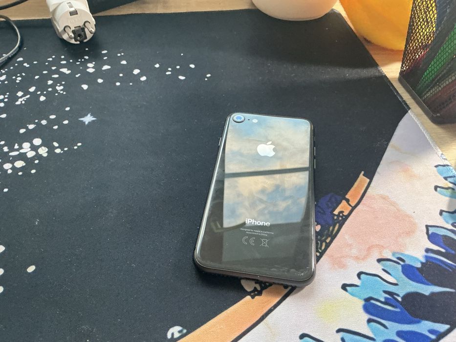 Iphone 7  продам