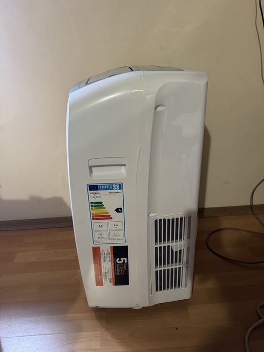 Мобилен климатик Whirlpool PACW29COL
