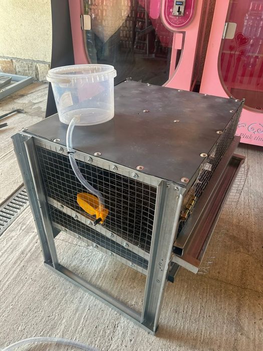 Клетки за пъдпъдъци и гълъби