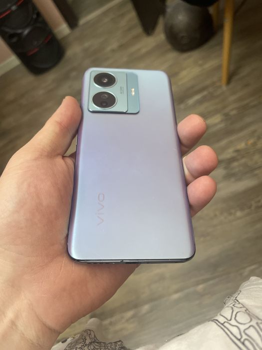 Vivo t1 PRO 5 G.