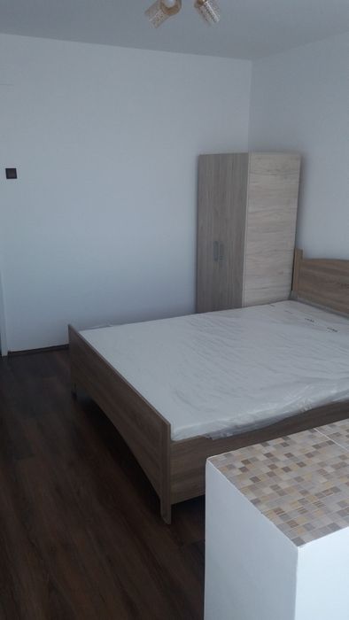 Inchiriez apartament 2 camere, decomandat, pe Calea Romanilor-Arad — fotografia 3