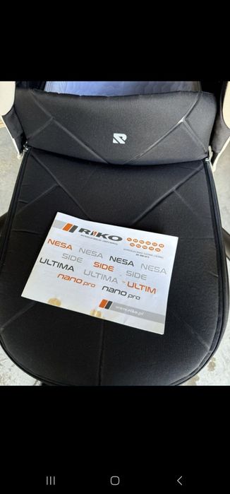 Продается фирменная коляска польша