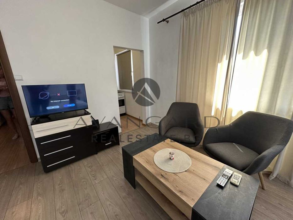 Продава се Едностаен апартамент в Пловдив, Тракия - 36 кв.м за 2417 €/кв.м - Снимка #1