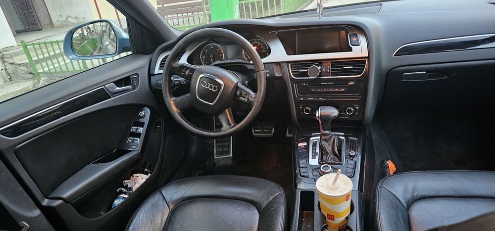 Audi A4 b8 2.7  2009