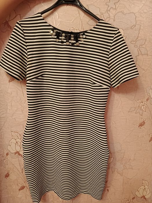 Вечерние платья 48/46 размера