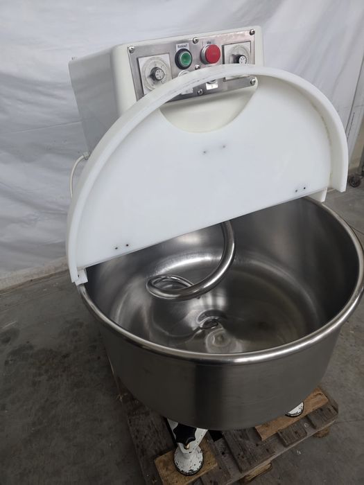 Професионална немска тестомесачка Diosna SP120