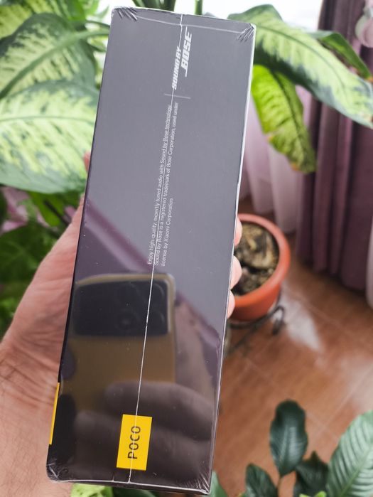 Poco f8 pro,silver,sigilate