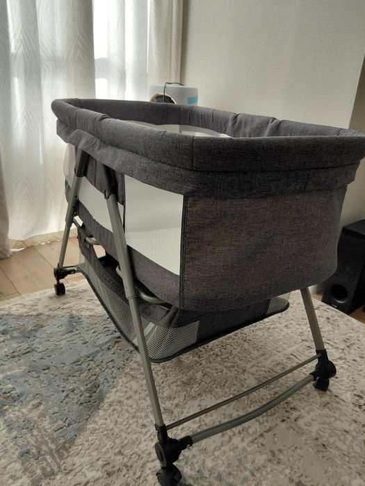 Продам детскую кровать люльку