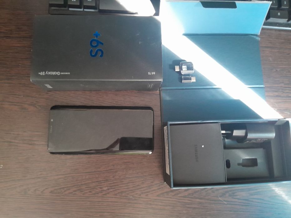 Продам Samsung S9+