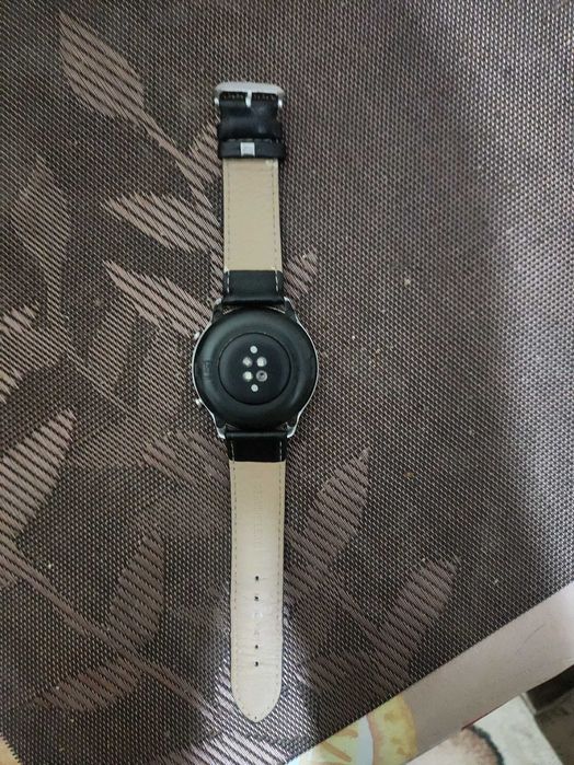 Продам смарт часы Amazfit GTR 2!