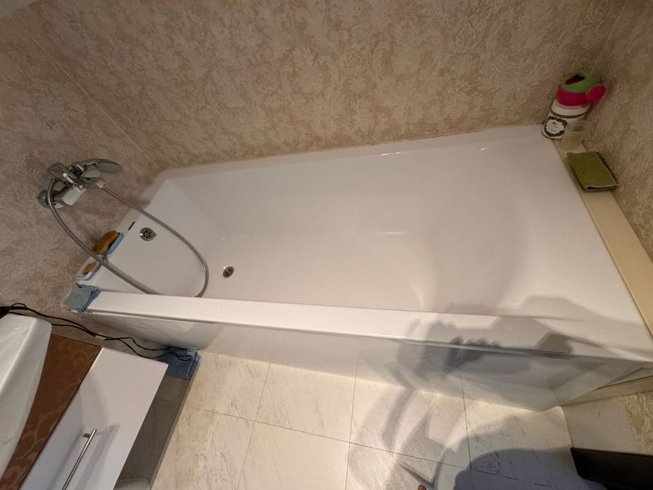 Ванна б/у, в хорошем состоянии