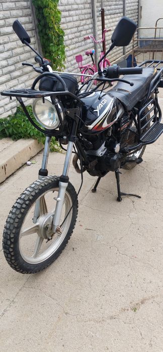 Мотоцикл qaki 200