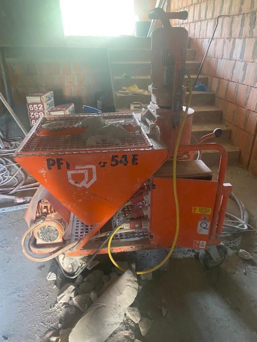 Vind pompa tencuiala mecanizata Craiova, Pft G5, in perfecta stare de