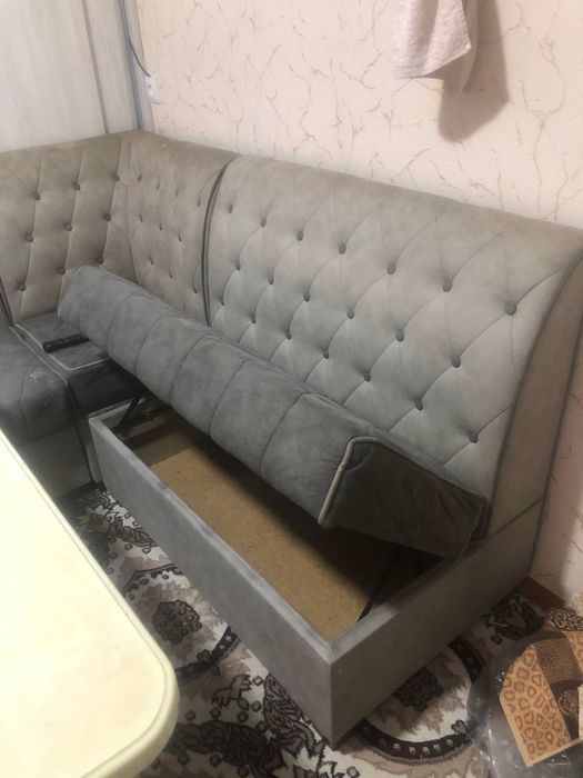 Ugolok sotiladi holati yaxshi