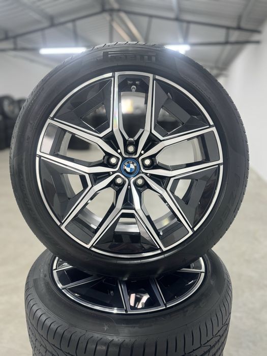 Jante Bmw i5 R19 Seria5 G60 G61 Originale 936M Pirelli vara 2024