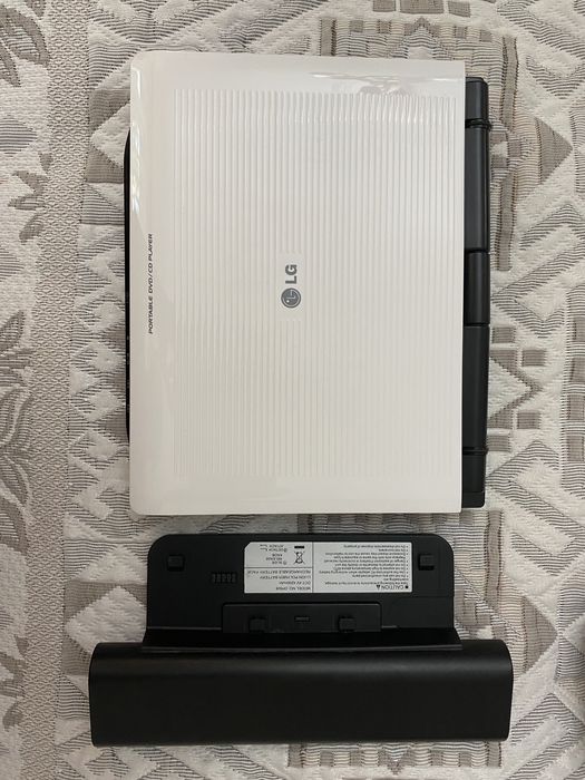 DVD player / с экраном походный