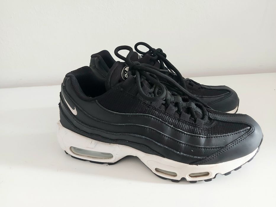 Nike Air max 95 , 40 номер стелка 25см.Реално 39