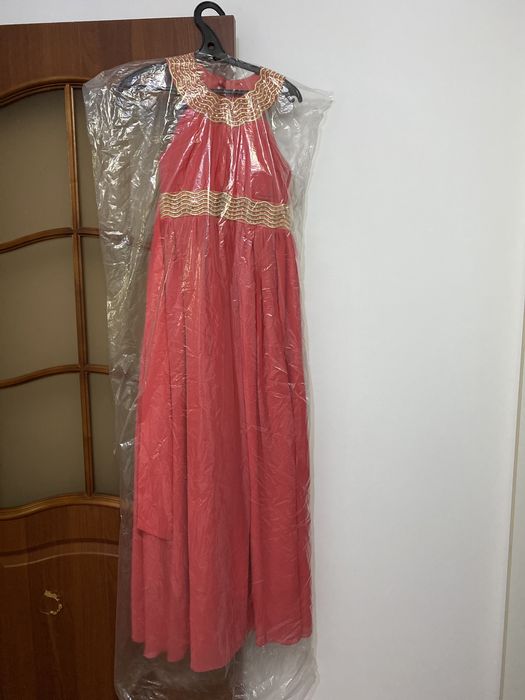 Вечерние платья бу