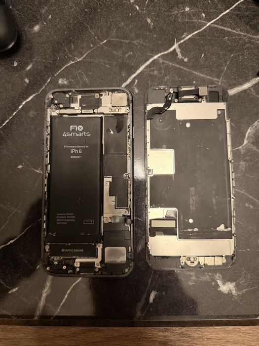 iPhone 8 за части