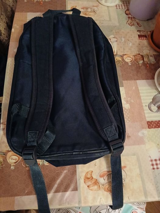 Продам рюкзак цвет стний