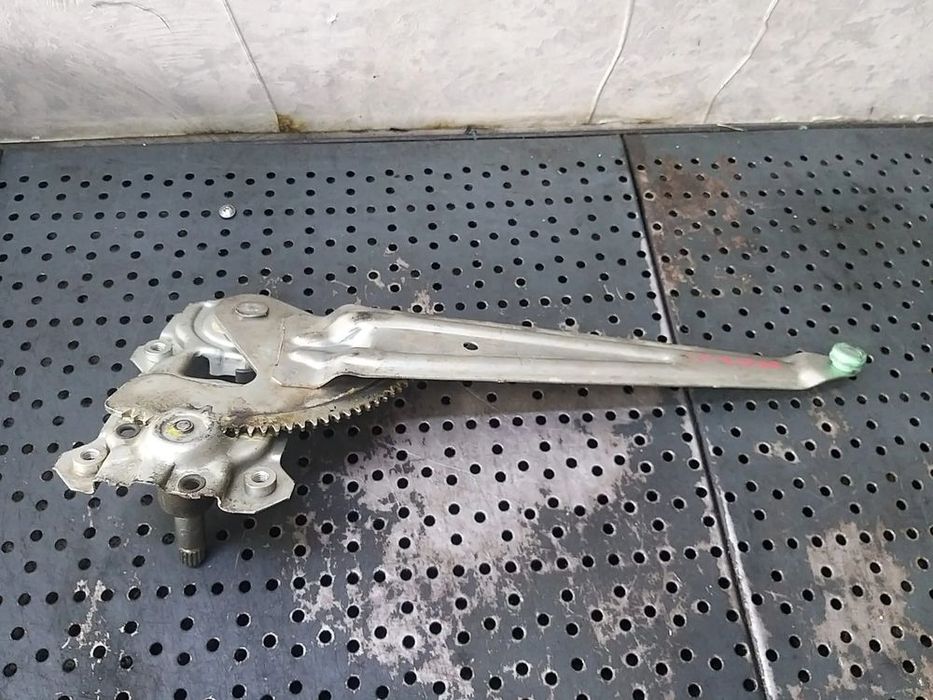 Macara manuala stanga spate suzuki sx4 ey gy