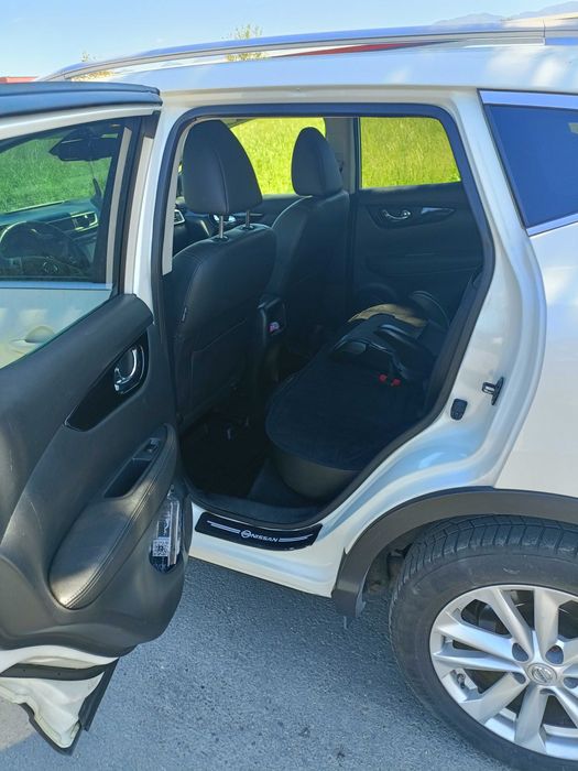 Vând Nissan Qashqai j11