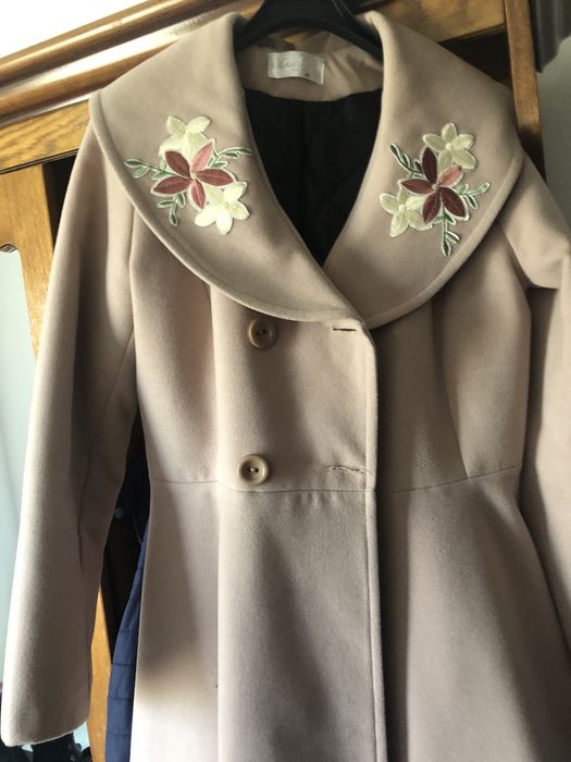 Palton din lana, nou, fara eticheta