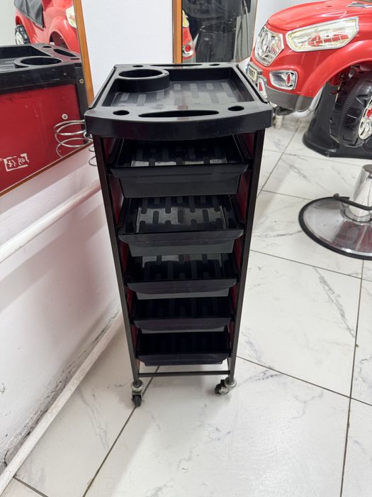 Срочно продам оборудование для парикмахерской