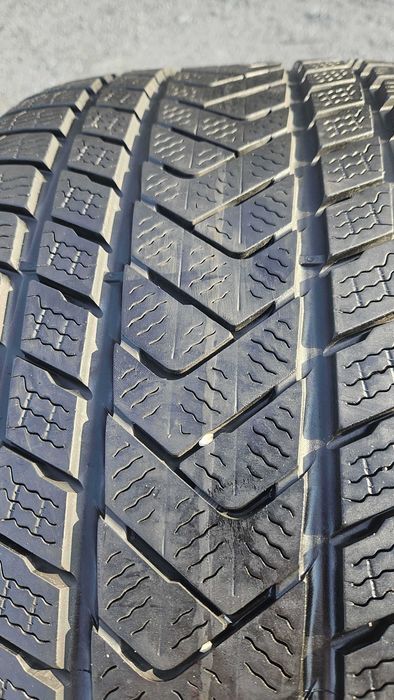 SET 4 Anvelope Iarna 275/40 R21 + 315/35 R21 Pirelli Scorpion Winter BMW X5 / X6 Original Runflat | Pret/buc