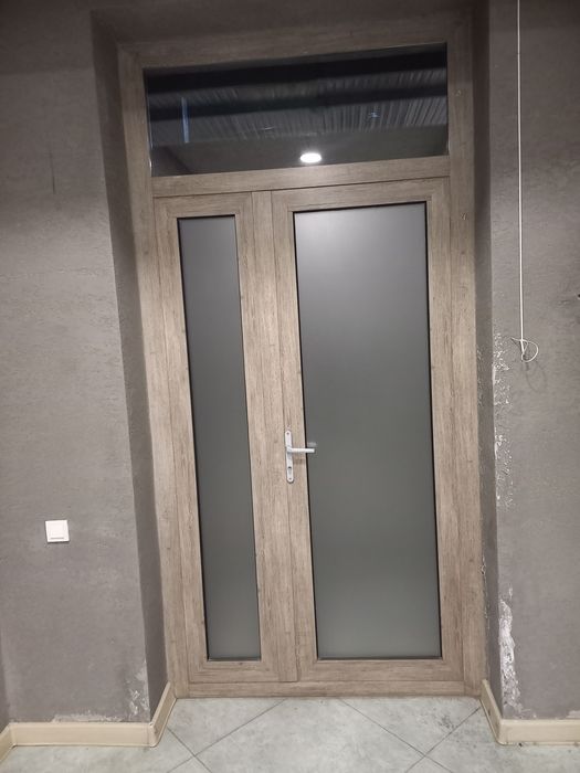 Akfa eshik va romlar