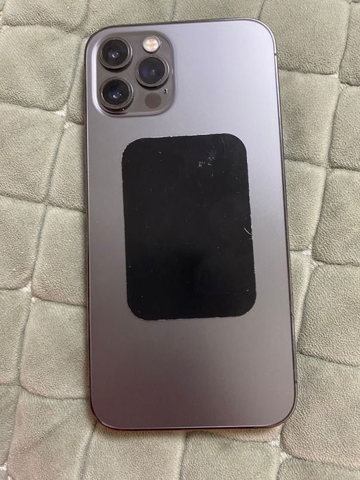 Продам iPhone 12 Pro