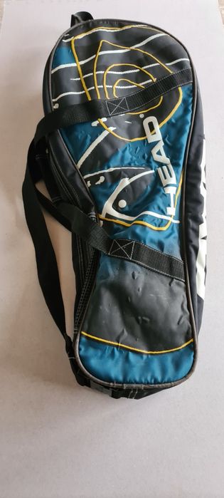 Тенис ракети едната е Фишер