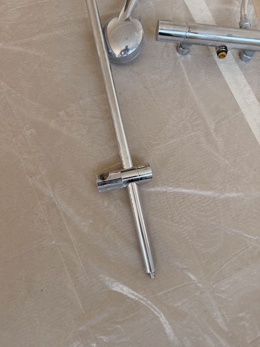 Baterie dus cu termostat Hansgrohe