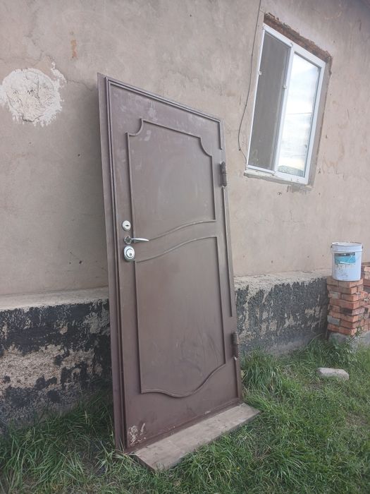 Двери бу хорошие  сост