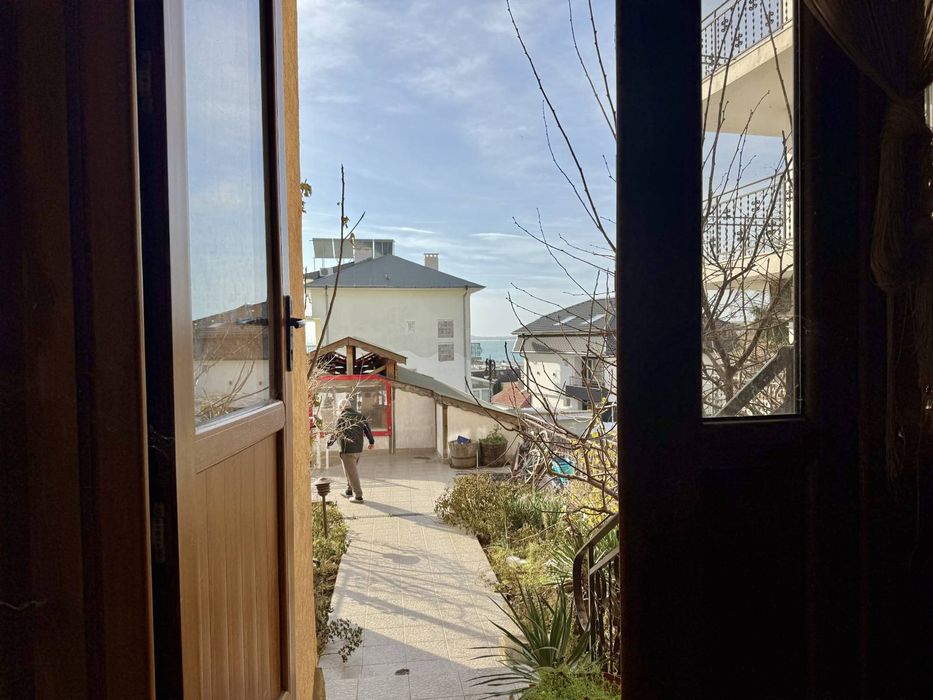 Продава се Къща в Свети Влас - 400 кв.м за 523 €/кв.м - Снимка #9