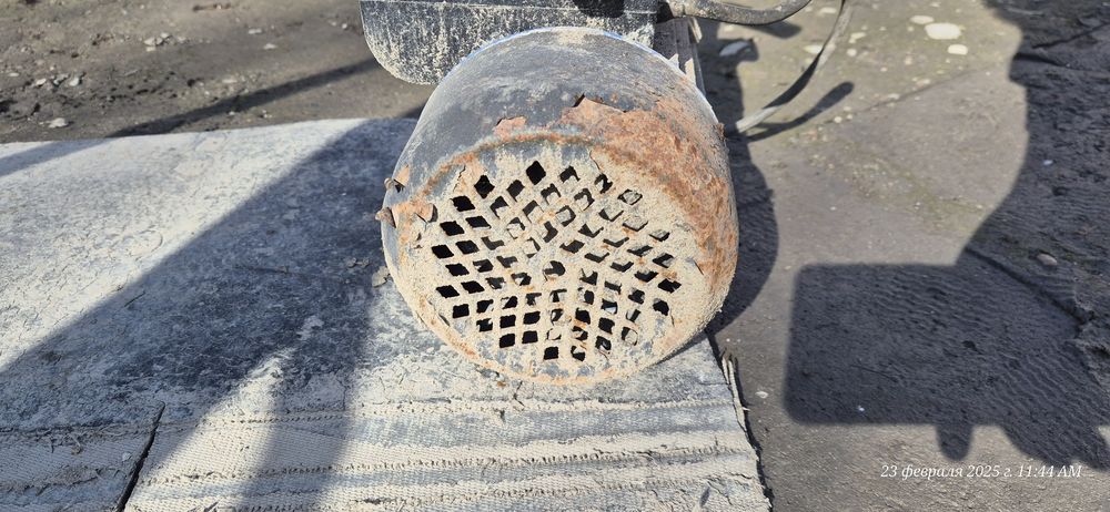 Насос водяной б/у