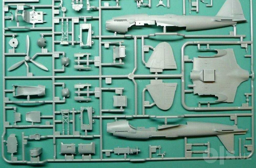 Сборная модель самолета Ил-2 (одноместный) (Восточный Экспресс, 1/72)