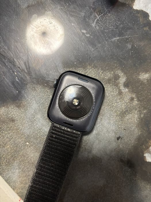 Apple watch se3!