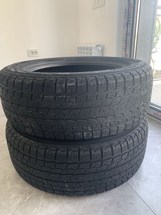 Пара зимней резины Yokohama