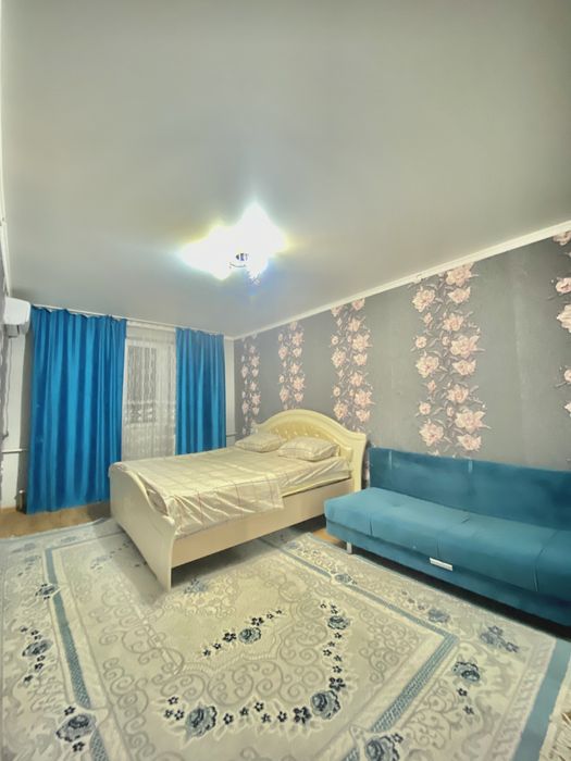 Квартира почасавой