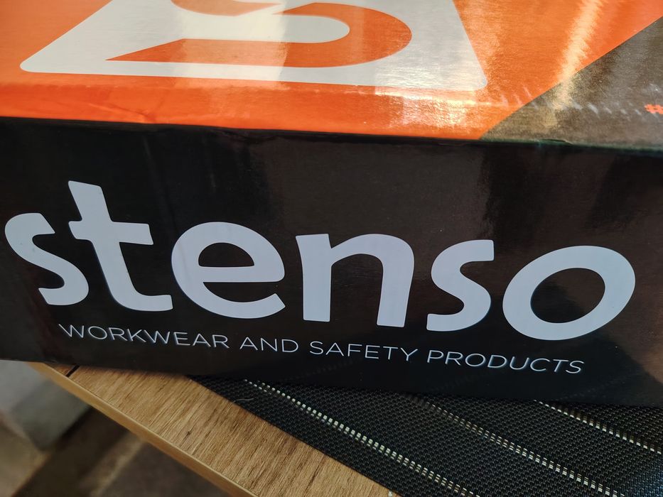 Работни обувки с бомбе