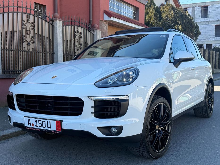 Porsche Cayenne / Pano/CAM/Suspensie/Volan incalzit/ DISTRO/Lane&Side/Webasto/CARPLAY/