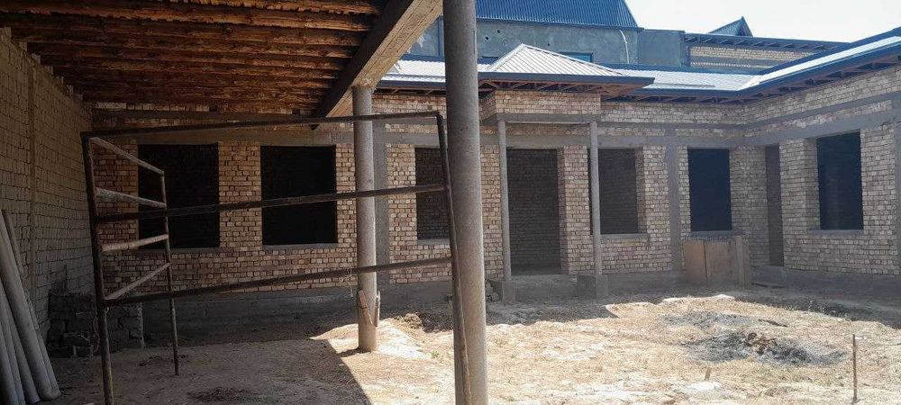 УЙ сотилади Шакарчила маххаласи пасида