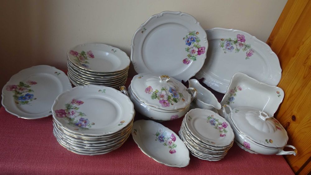 Порцелан за хранене С.Т. Tielsch Walbrzych , Poland.