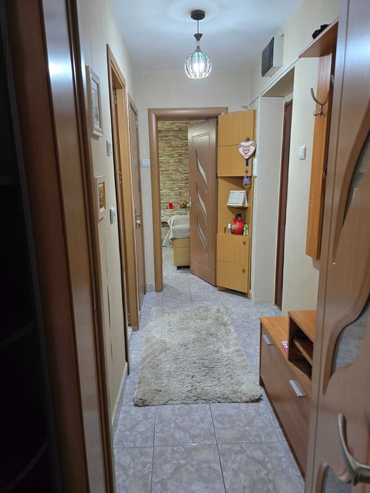 Garsonieră spațioasă, modernă, complet utilată în Pitești, cu loc de parcare rezervat