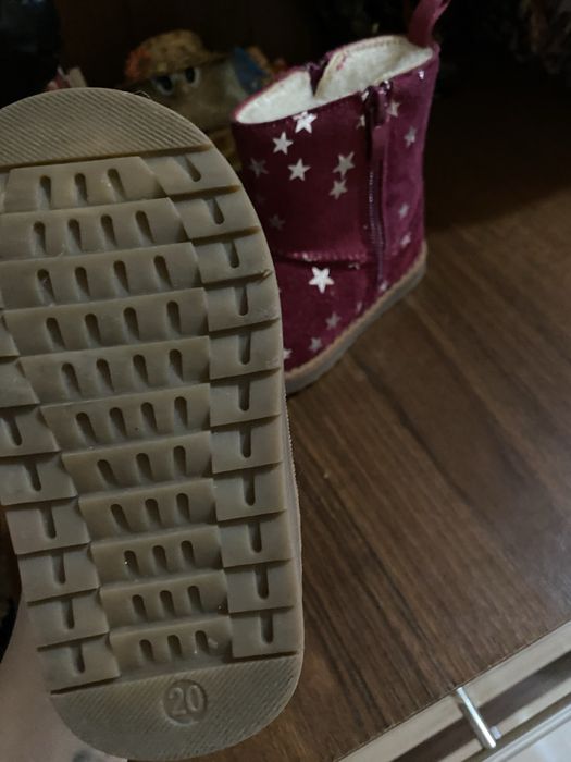 Детская обувь продам