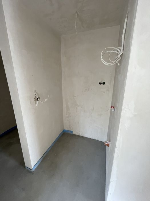 Продава се Тристаен апартамент в Търговище, Център - 84 кв.м за 1348 €/кв.м - Снимка #4