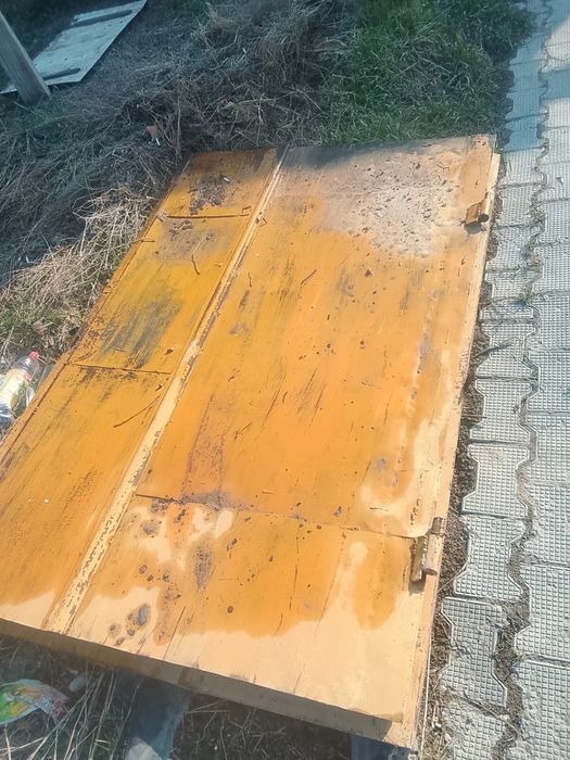 Ворота для гаража.